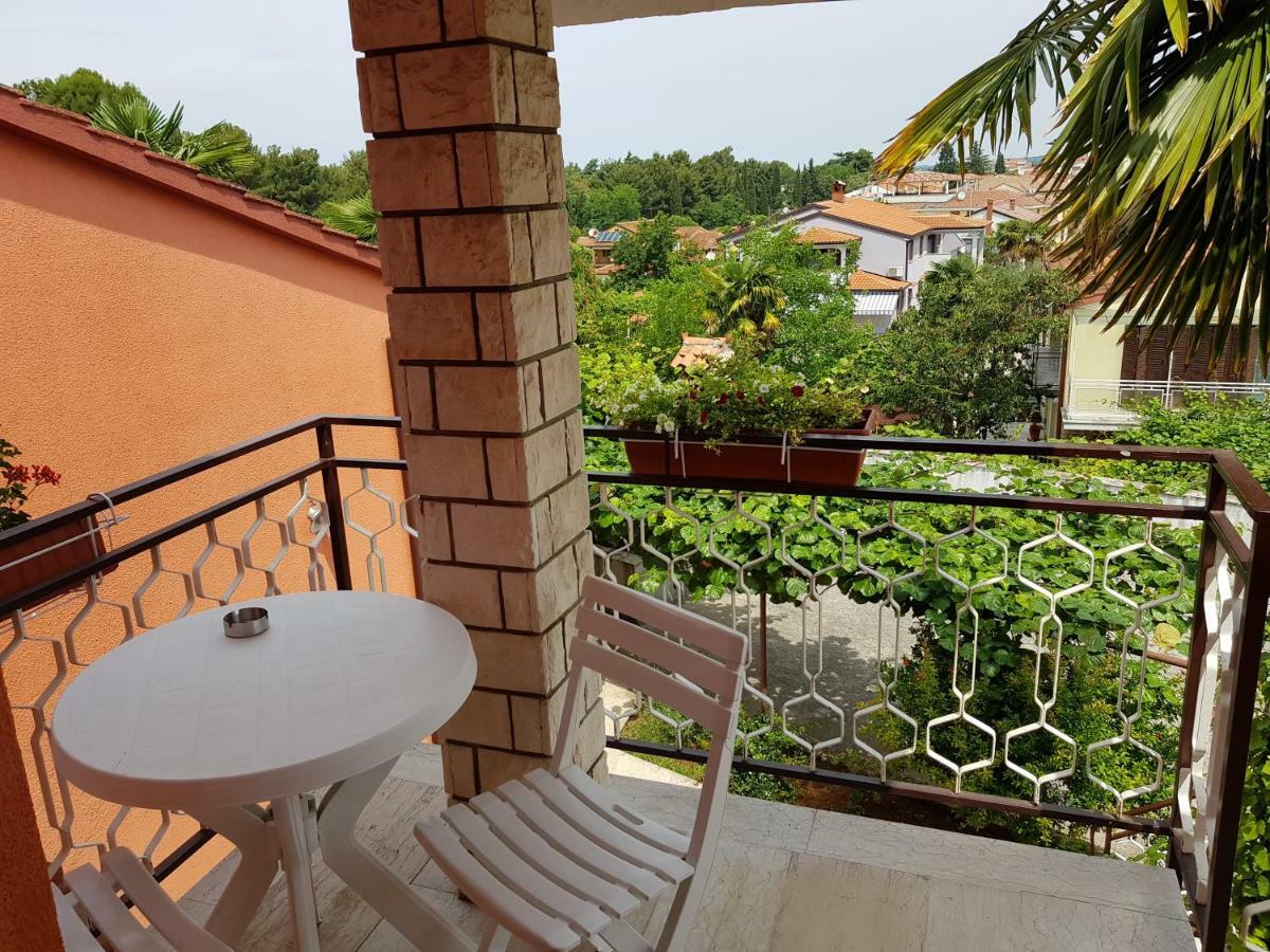 Appartamento Apartman Maslina Porec Esterno foto