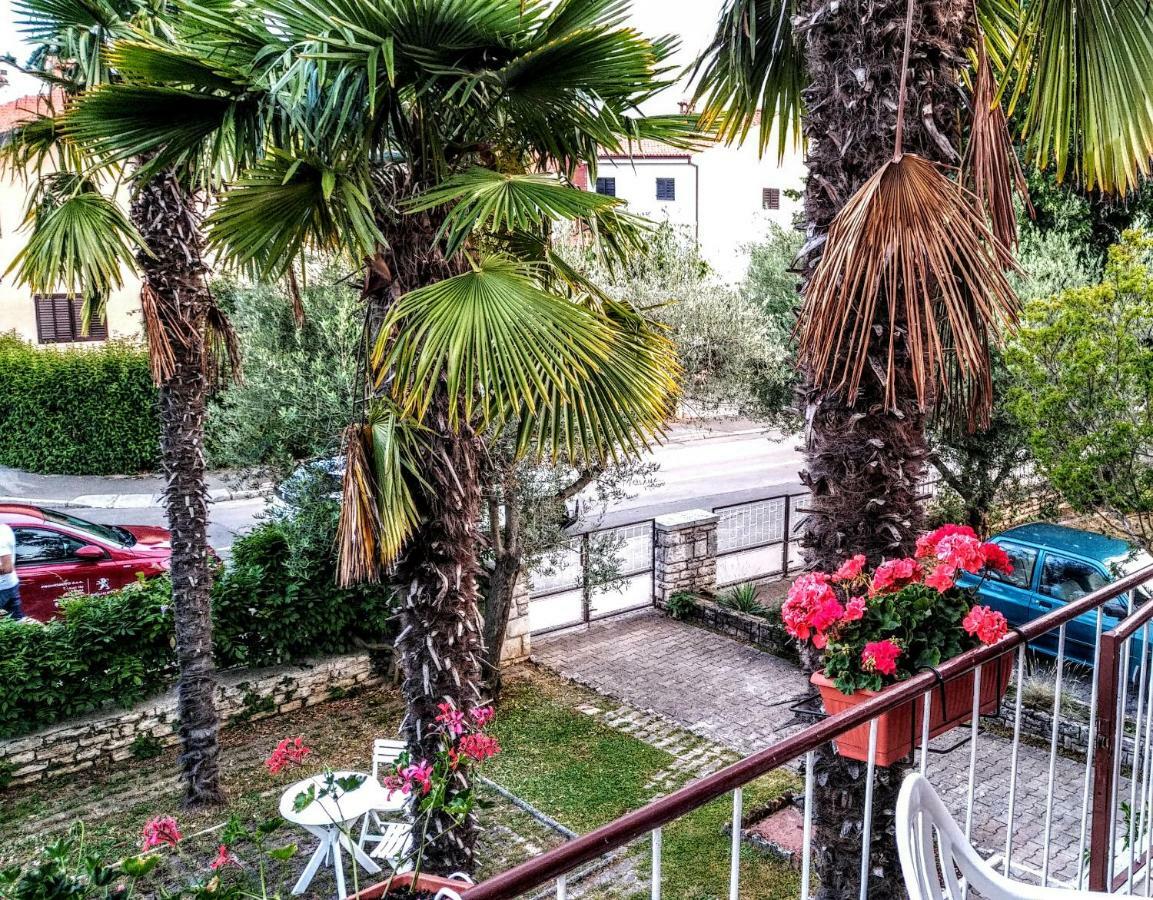 Appartamento Apartman Maslina Porec Esterno foto