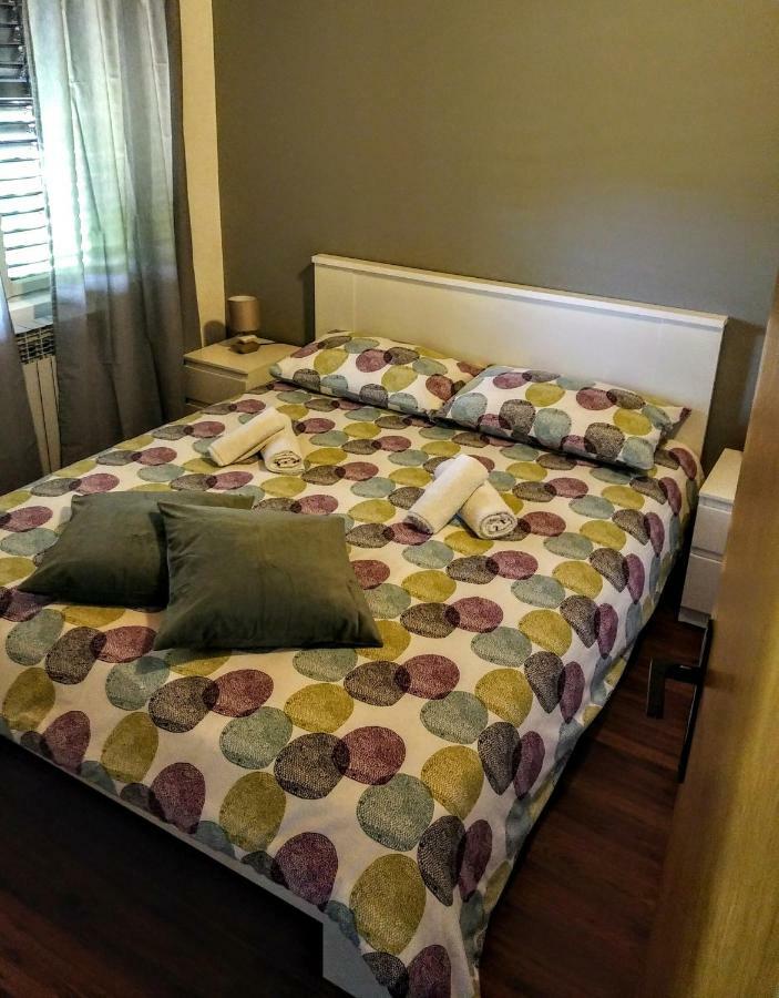 Appartamento Apartman Maslina Porec Esterno foto